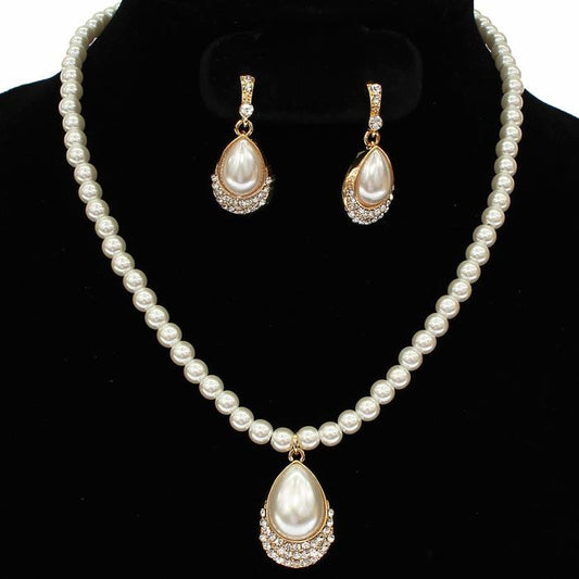 Pearl  Tear Necklace Set