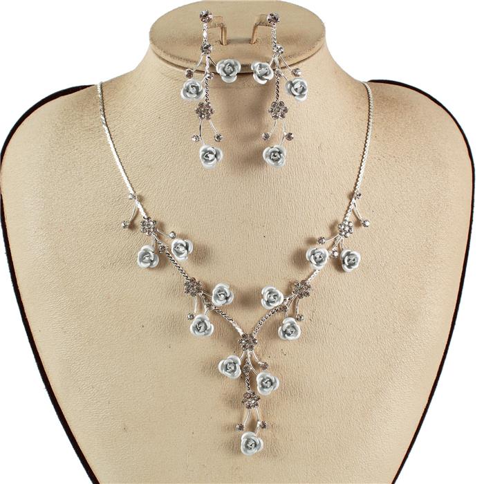 Metal Flower Necklace Set