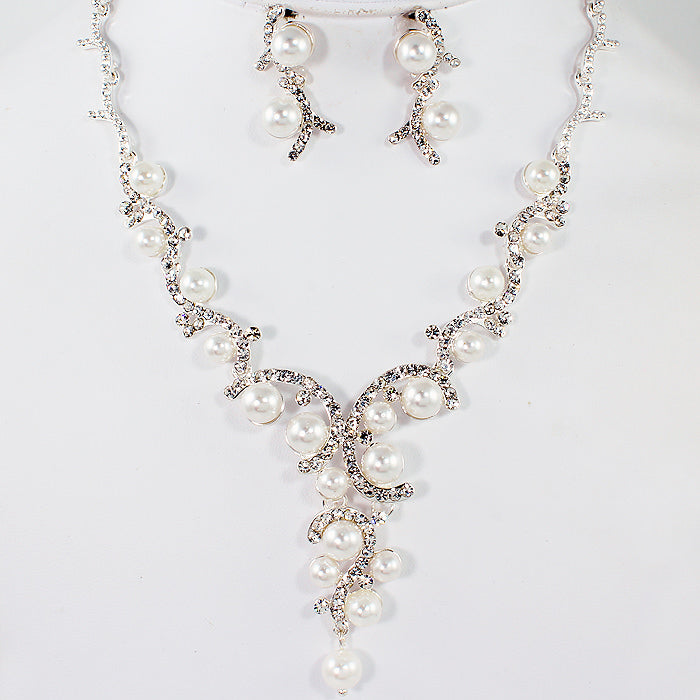 Pearl Necklace Set