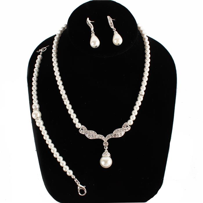 Pearl 3 Pcs Necklace Set