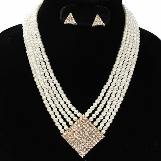 Pearl Triangle Necklace Set