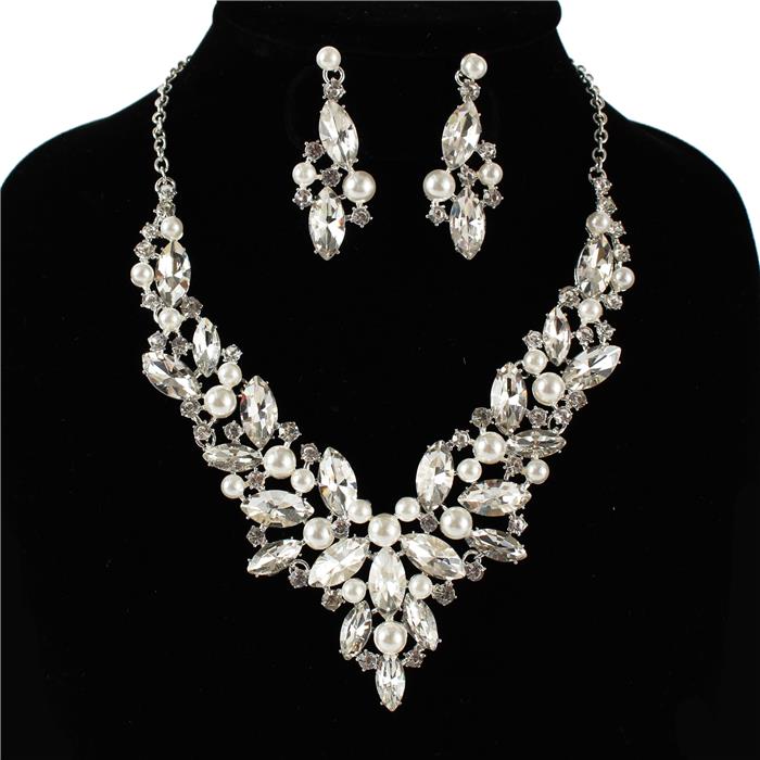 Pearl Crystal Necklace Set