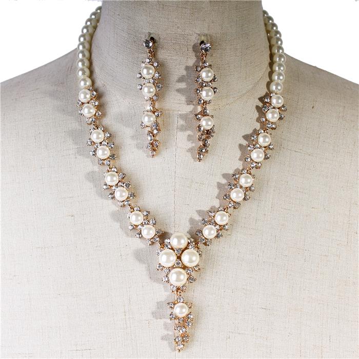 Pearl Flower Necklace Set