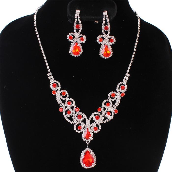 Rhinestones Teardrop Butterfly Necklace Set