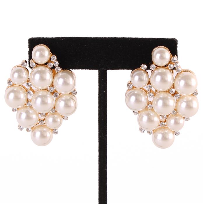 Pearl Casting Clip-On Earring