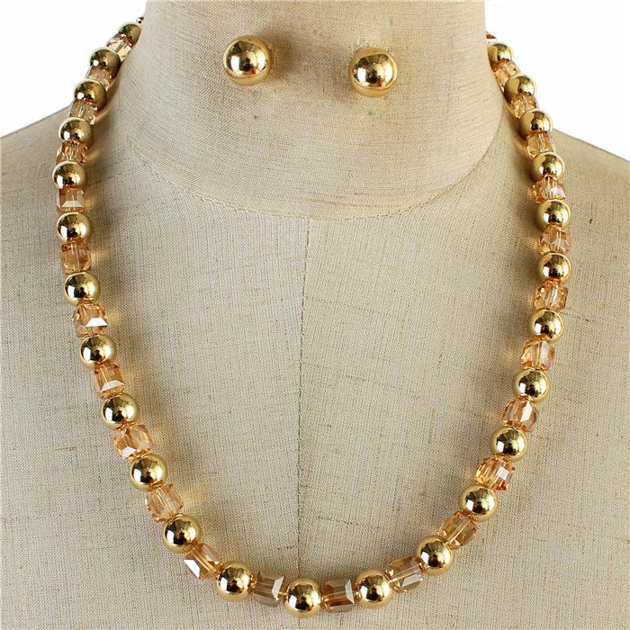 Pearl Cubic Necklace Set