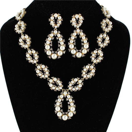 Pearl Tear Necklace Set