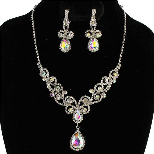 Clip On Rhinestone Flower Necklace Set