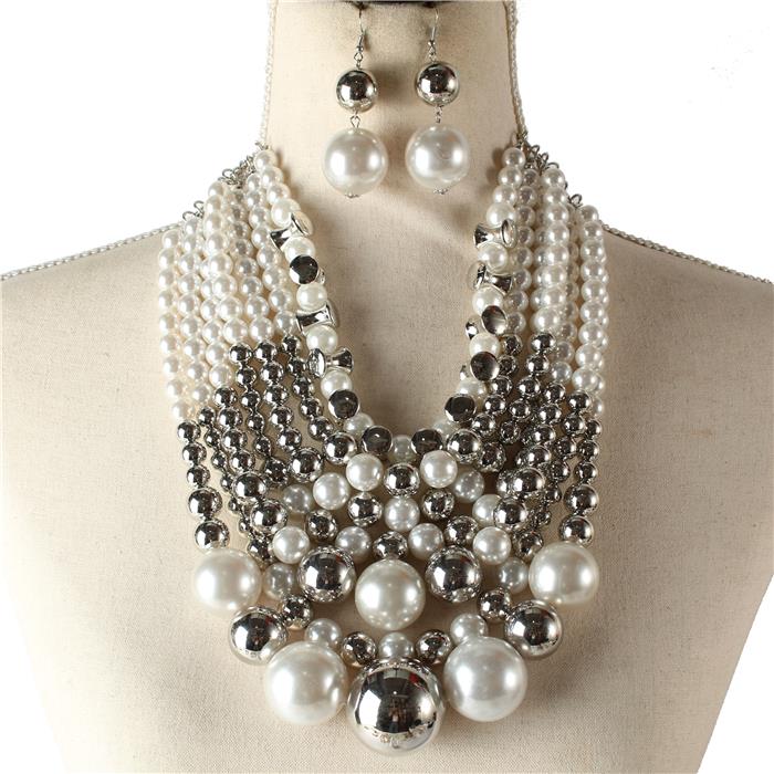 Pearls Metal Multilayereds Necklace Set