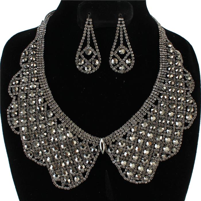 Rhinestones Teardrop Necklace Set