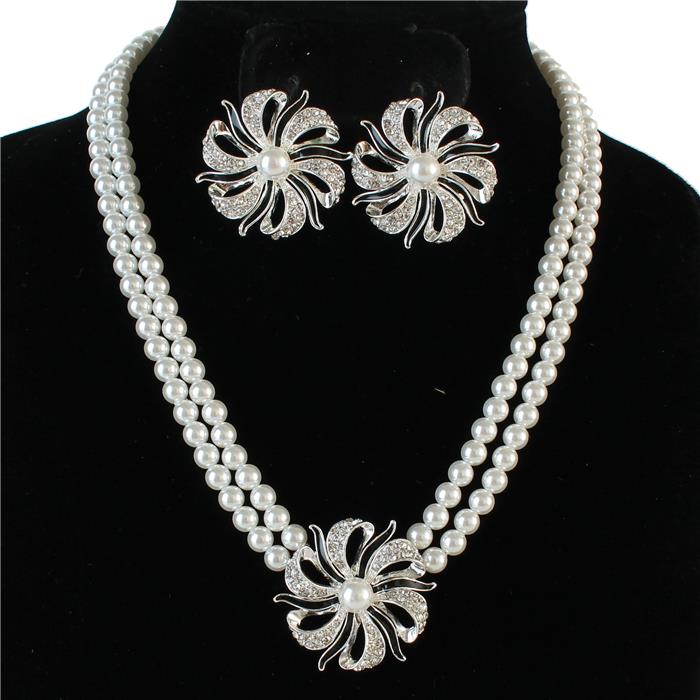 Pearl 2 Ln Flower Necklace Set