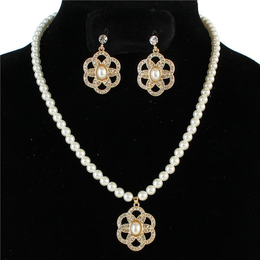 Pearl Flower Necklace Set