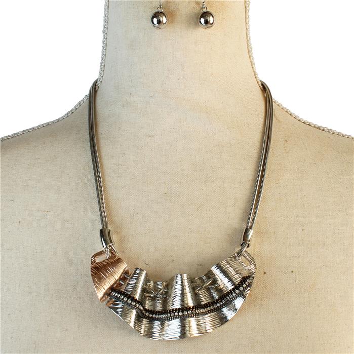 Fashion Swirl Metal Necklace Set