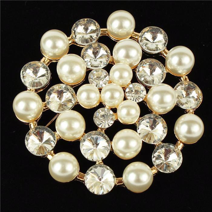 Pearls Crystal Round Brooch