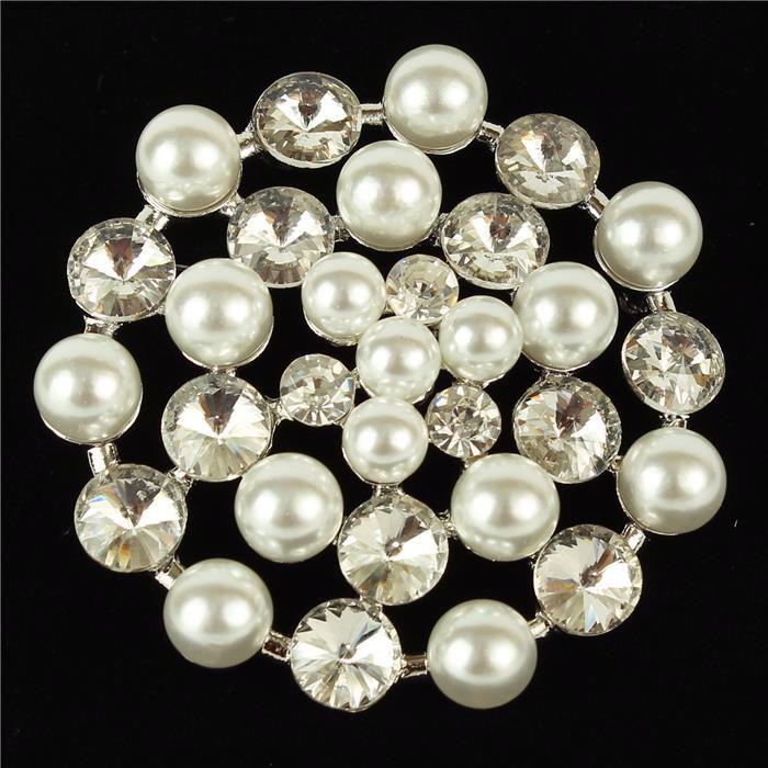 Pearls Crystal Round Brooch