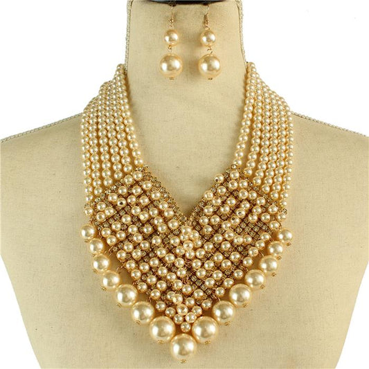 Casting Pearls Necklace Set