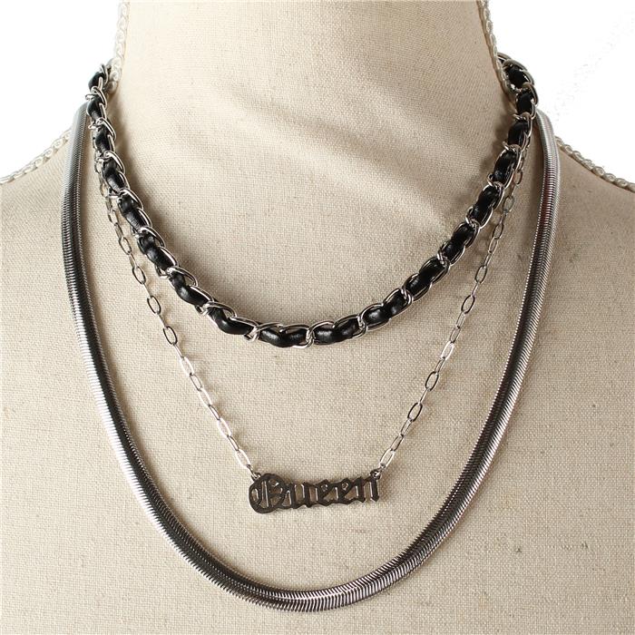 Multichain Pendant Queen Necklace