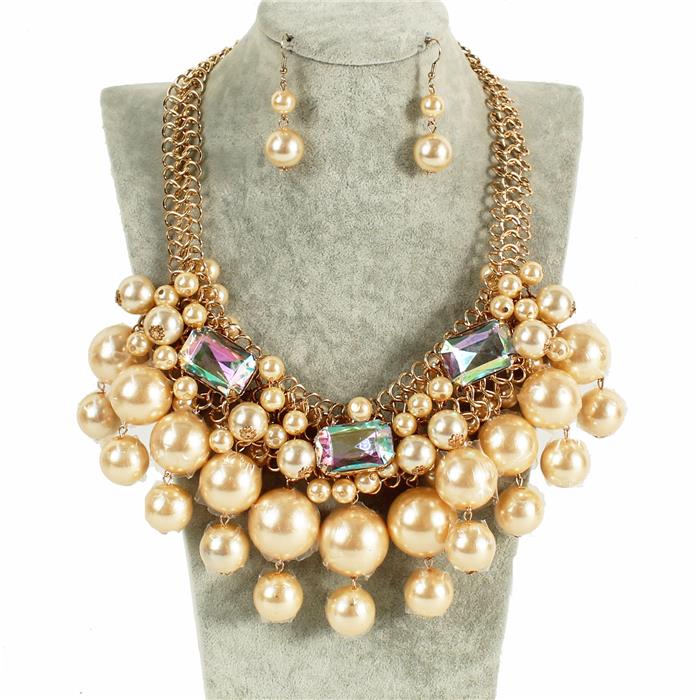 Pearl Fashion Necklace Set