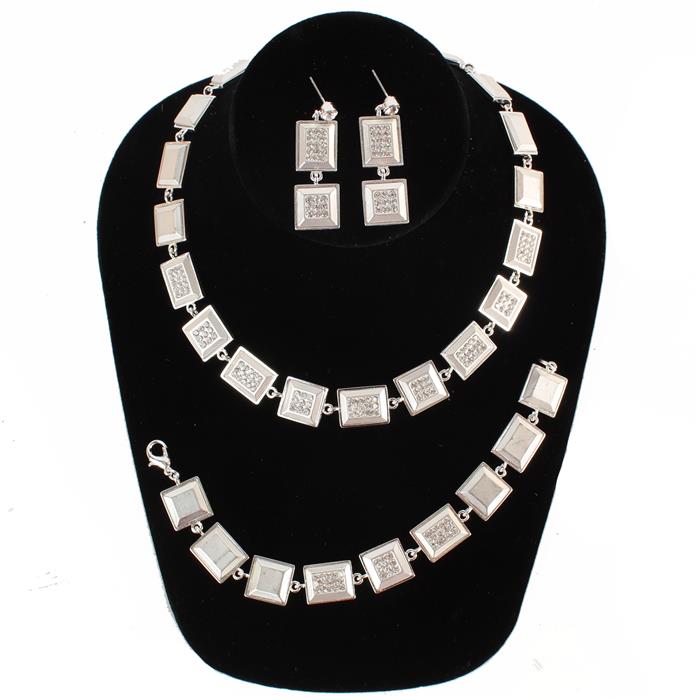 Metal Casting 3 Piece Necklace Set