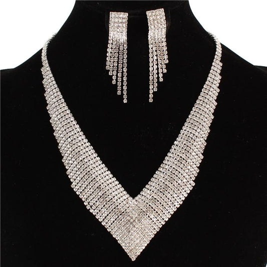 Rhinestones V Necklace Set