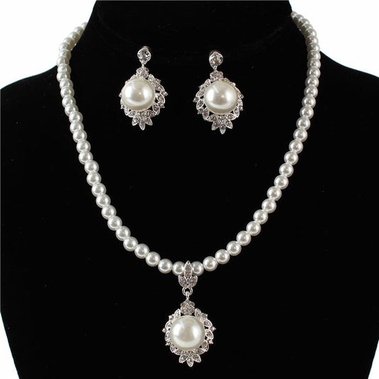 Pearl Necklace Set