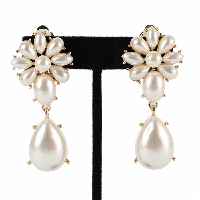 Clip On Pearl Dangle Earring