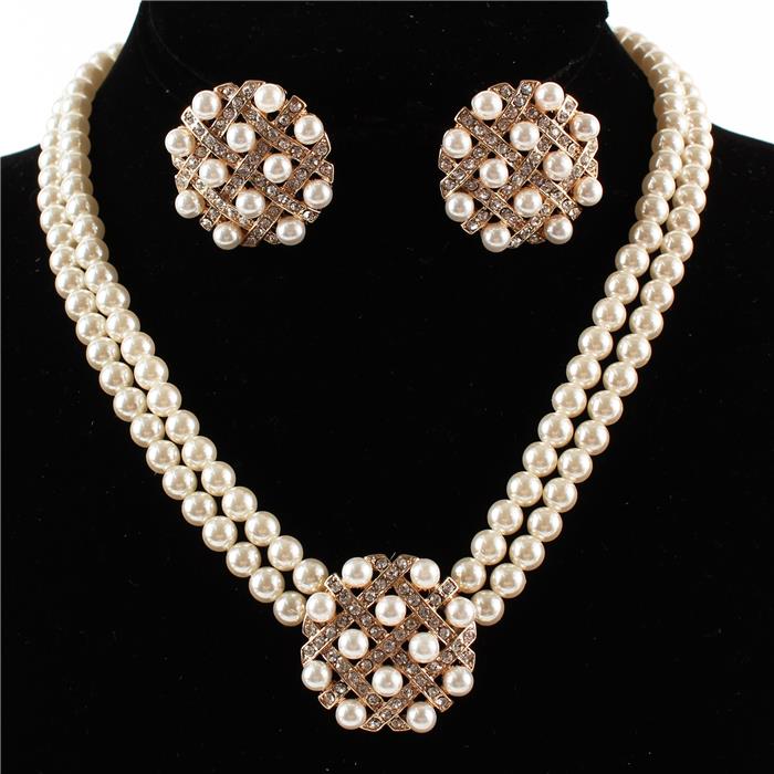 Pearl Necklace Set