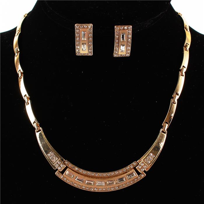 Metal Necklace Set