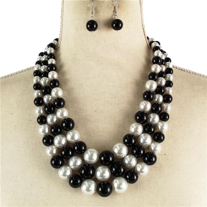 3 Layered Pearl Necklace Set