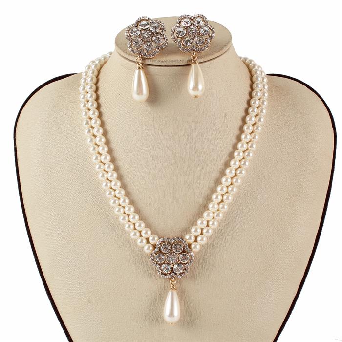 Pearl Necklace Set