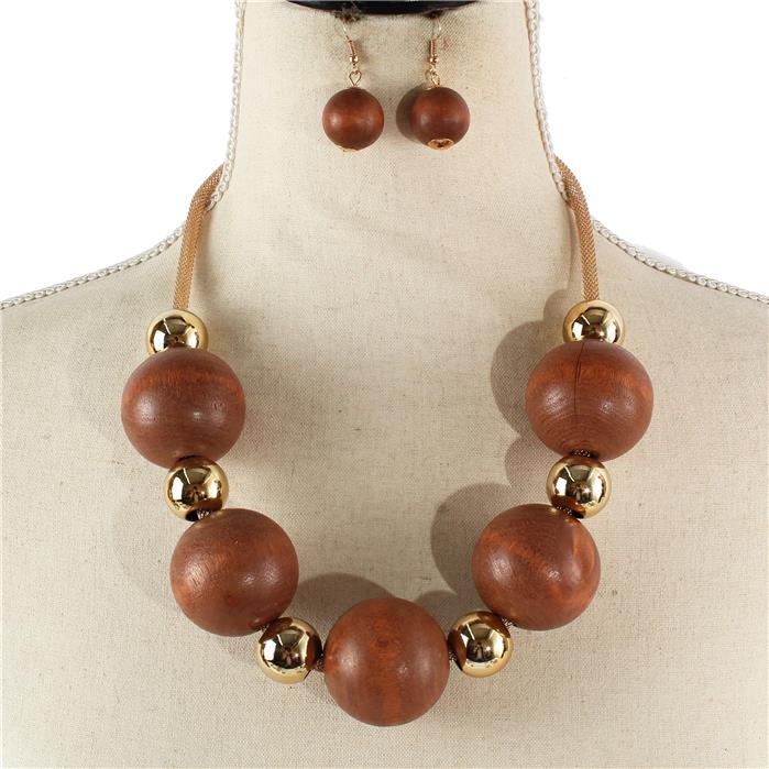 Fashion Wooden Necklace Set