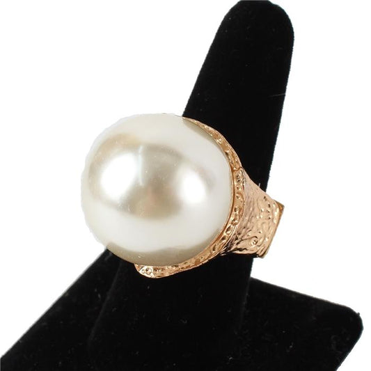 Pearl Chunky Stretch Ring