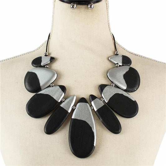 Fashion Wooden Necklace Set