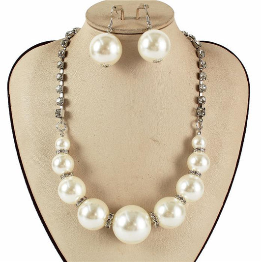 Pearl Necklace Set