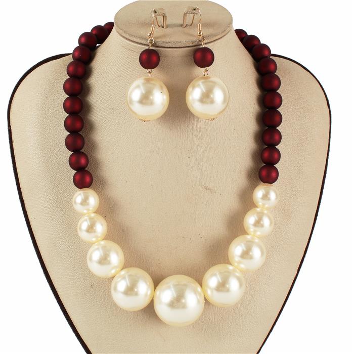 Pearl Necklace Set