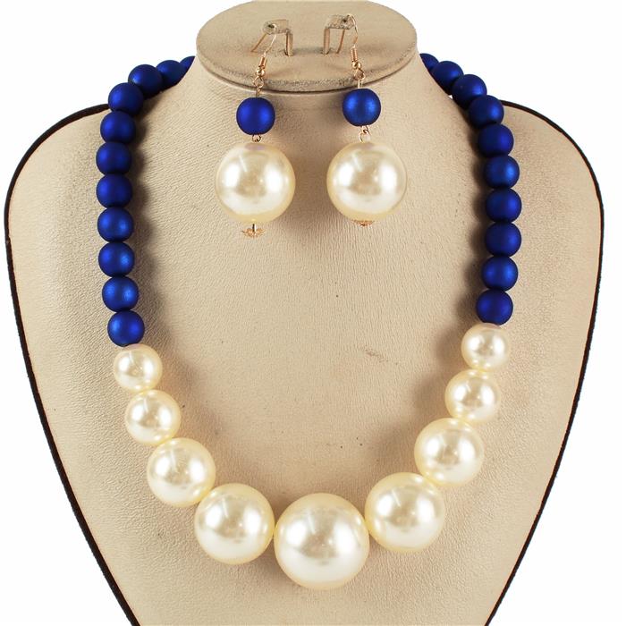 Pearl Necklace Set