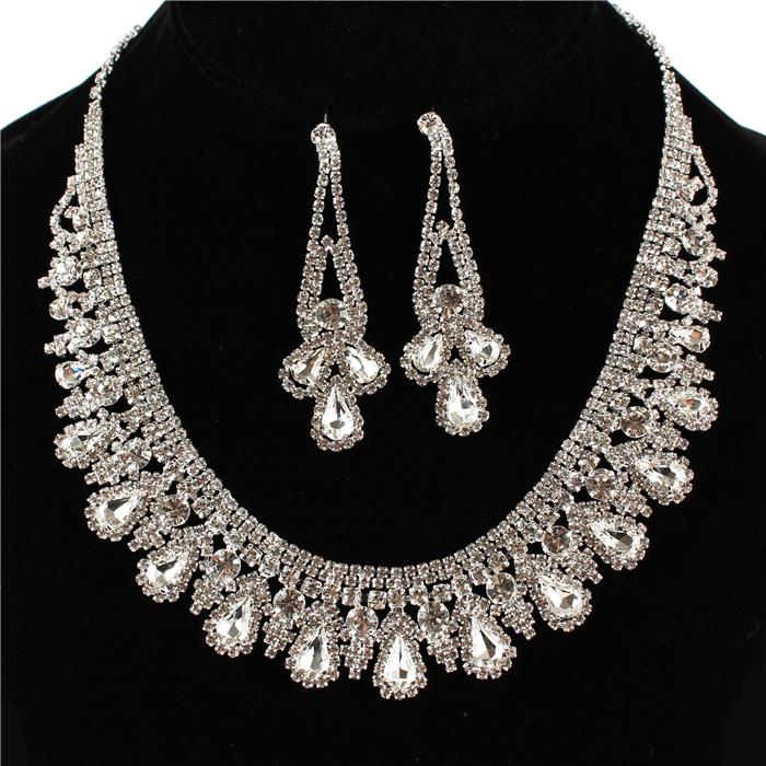 Rhinestones Teardrop Shape Necklace Set