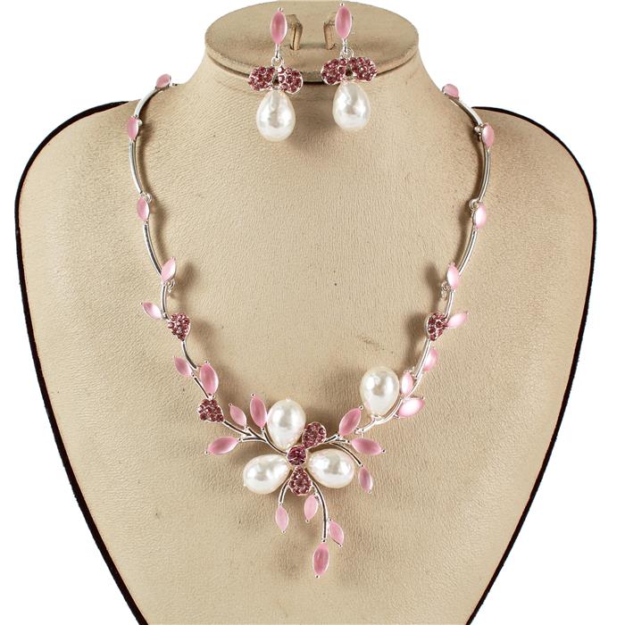 Pearl Crystal Necklace Set