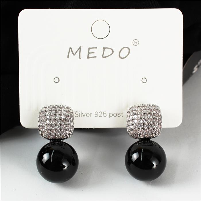 Pearl Stud Earring