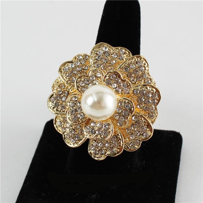 Crystal Pearl Chunky Stretch Ring