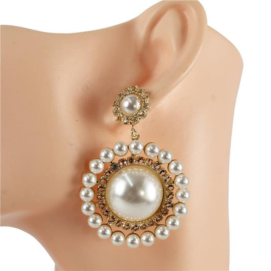 Pearl Dangle Earring