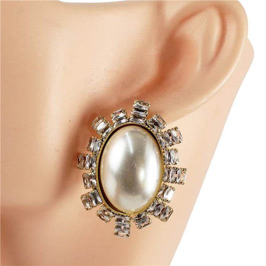 Pearl Stud Earring