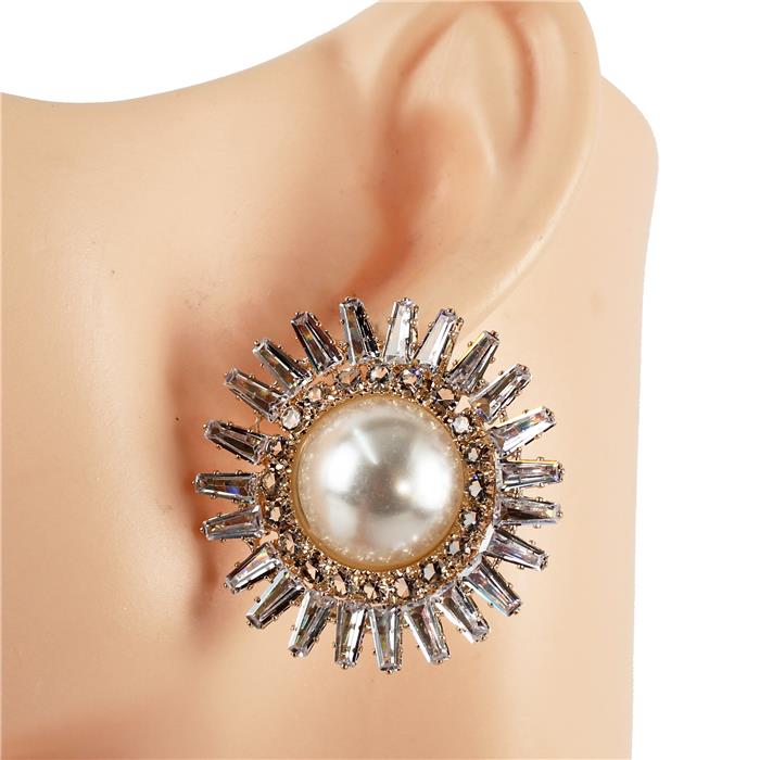 Pearl Stud Earring