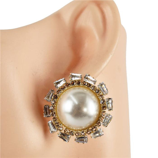 Pearl Stud Earring