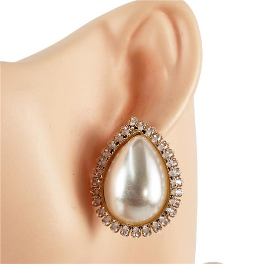 Pearl Stud Earring