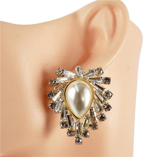 Pearl Stud Earring