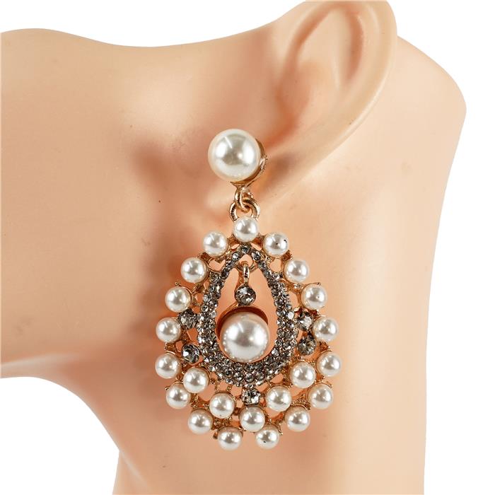 Pearl Dangle Earring