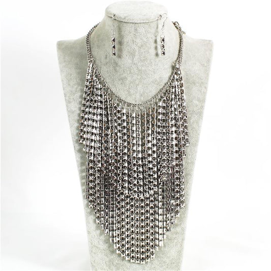 Metal Fringed Neckace Set