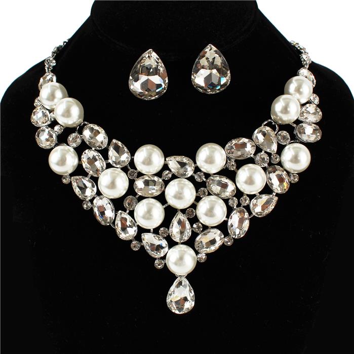 Pearl Necklace Set