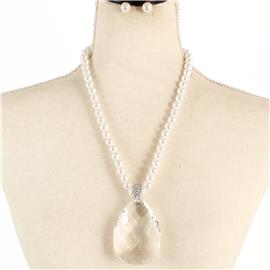 Pearl With Chunky Crystal Necklace Set